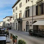 Il Cortile Delle Magnolie Apartment *