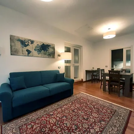 Il Cortile Delle Magnolie * Gubbio